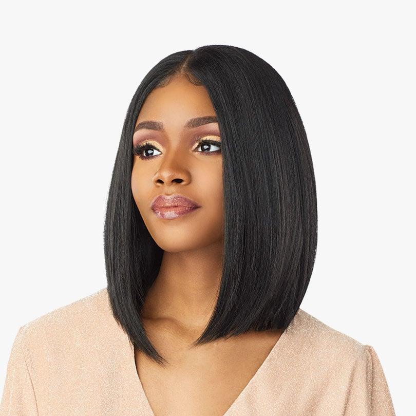 femme noire perruque cheveux noirs coupe carré long